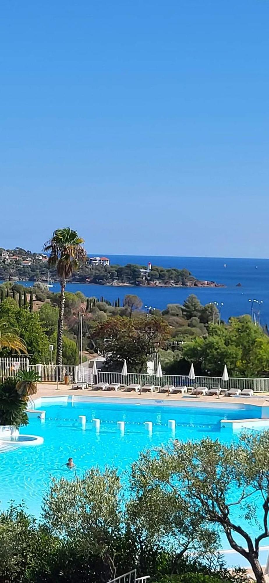 Vacances En Paradis Saint-Raphaël Kültér fotó