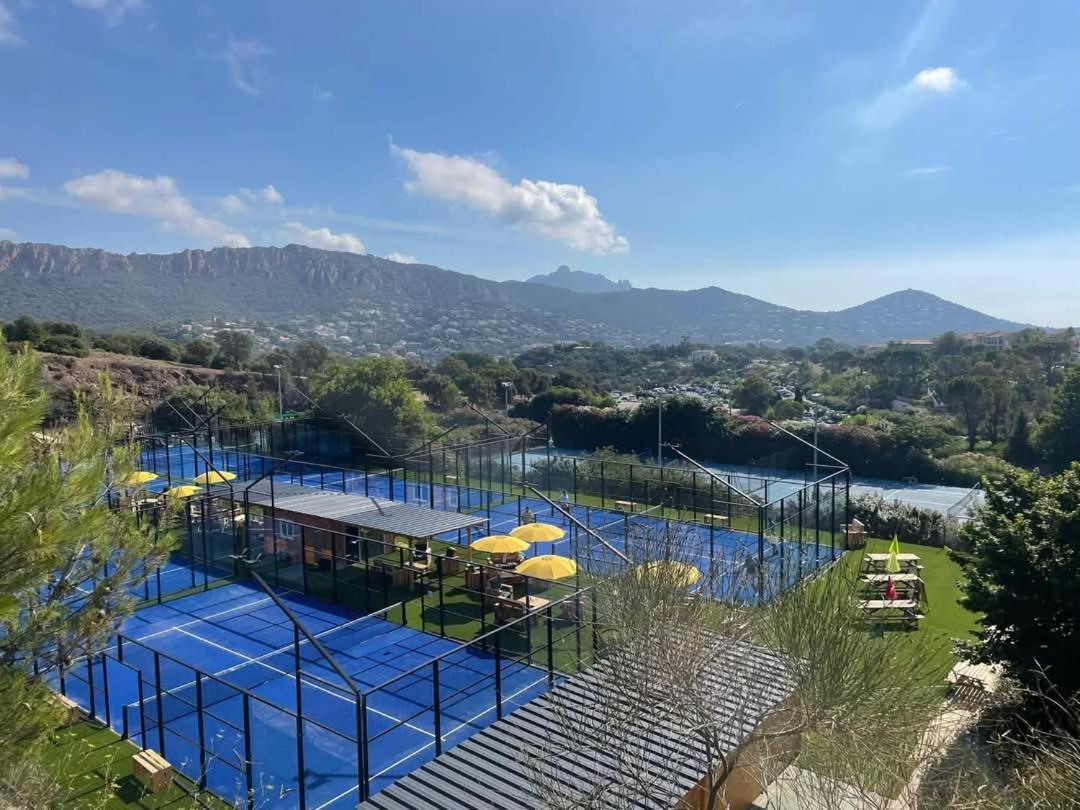 Vacances En Paradis Saint-Raphaël Kültér fotó