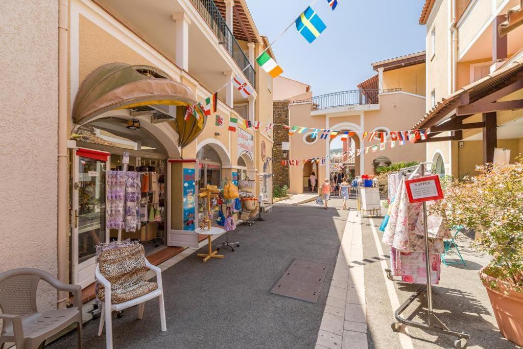 Vacances En Paradis Saint-Raphaël Kültér fotó