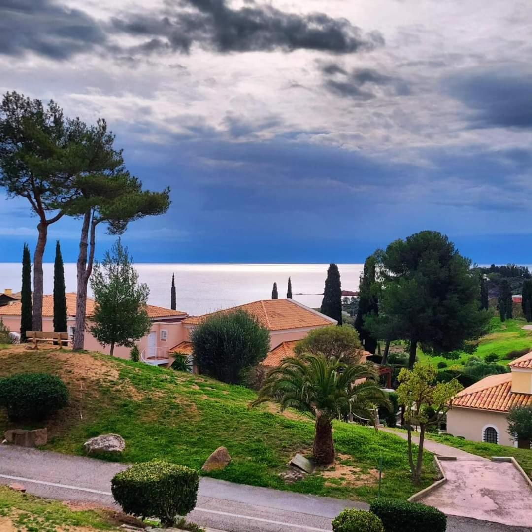 Vacances En Paradis Saint-Raphaël Kültér fotó